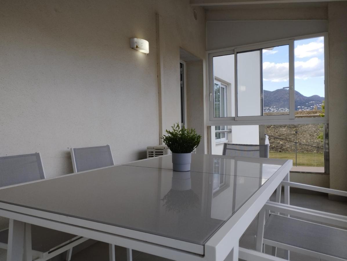 Rodhes Playa 2-a5 * Roses